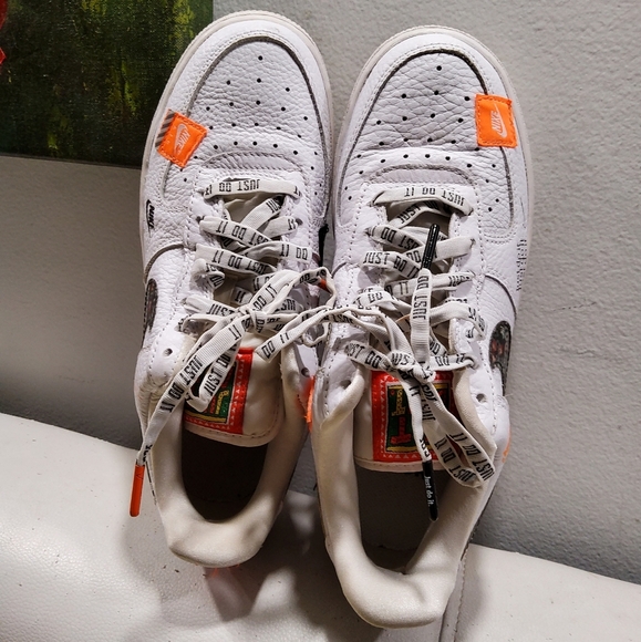 Nike Air Force Low Just Do It Grade School Size 5,5 Y